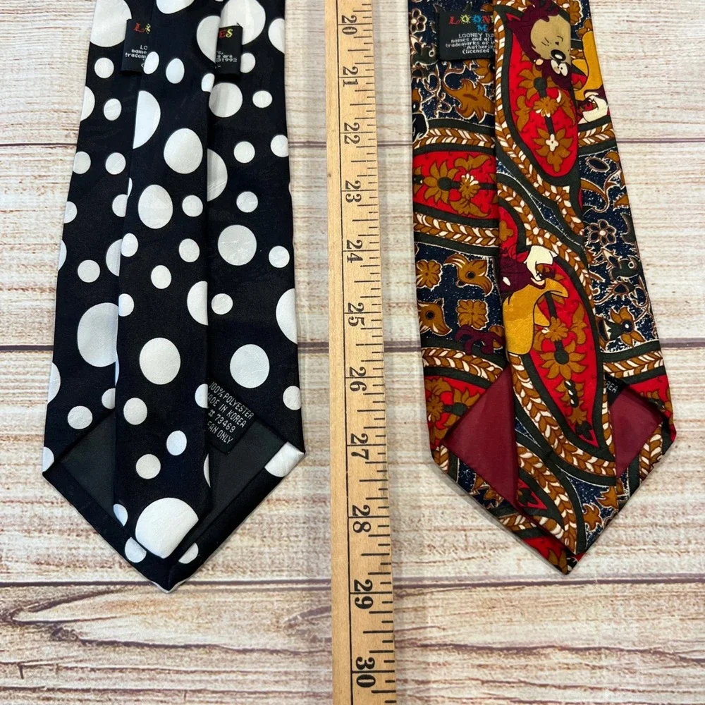 Vintage 90s Looney Tunes Bugs Bunny ‎ Marvin The Martian Neck Tie Lot Set